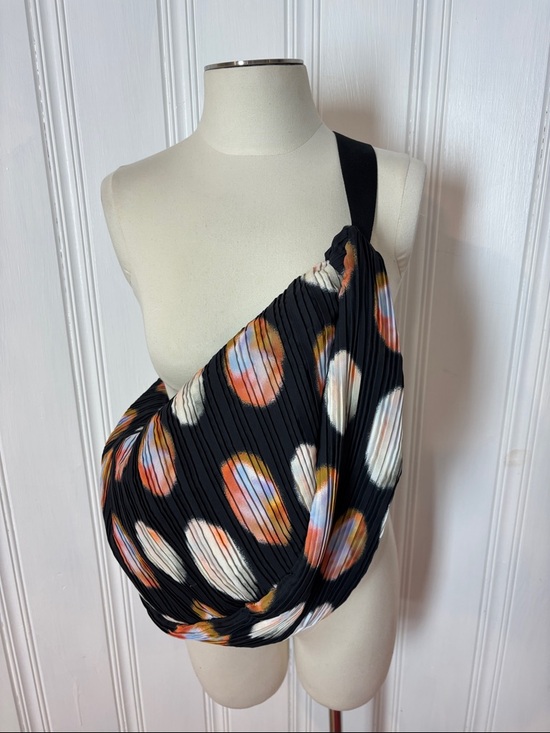 Parfois Handbags - PARFOIS Pleated Half-Moon Lightweight Crossbody Bag | Sling / Shoulder Bag